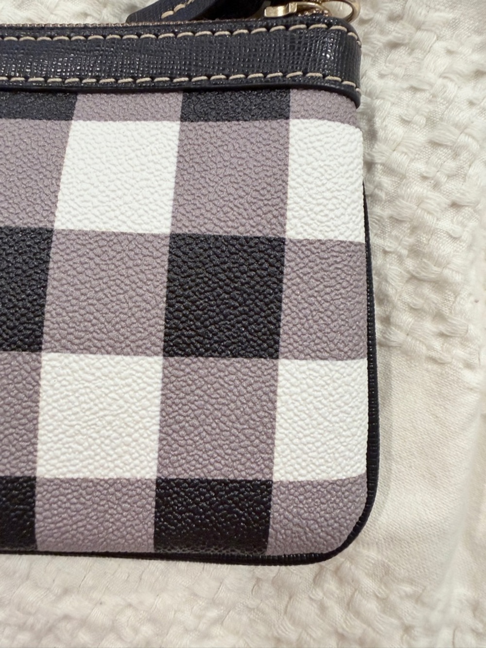 NWOT Dooney & Bourke Black, White and Gray Gingham Check Wristlet - Picture 14 of 16